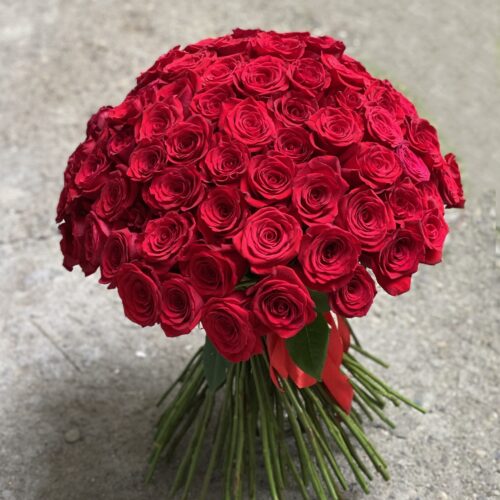 Buchet 61 trandafiri rosii