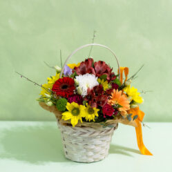 Cosulet cu flori colorate