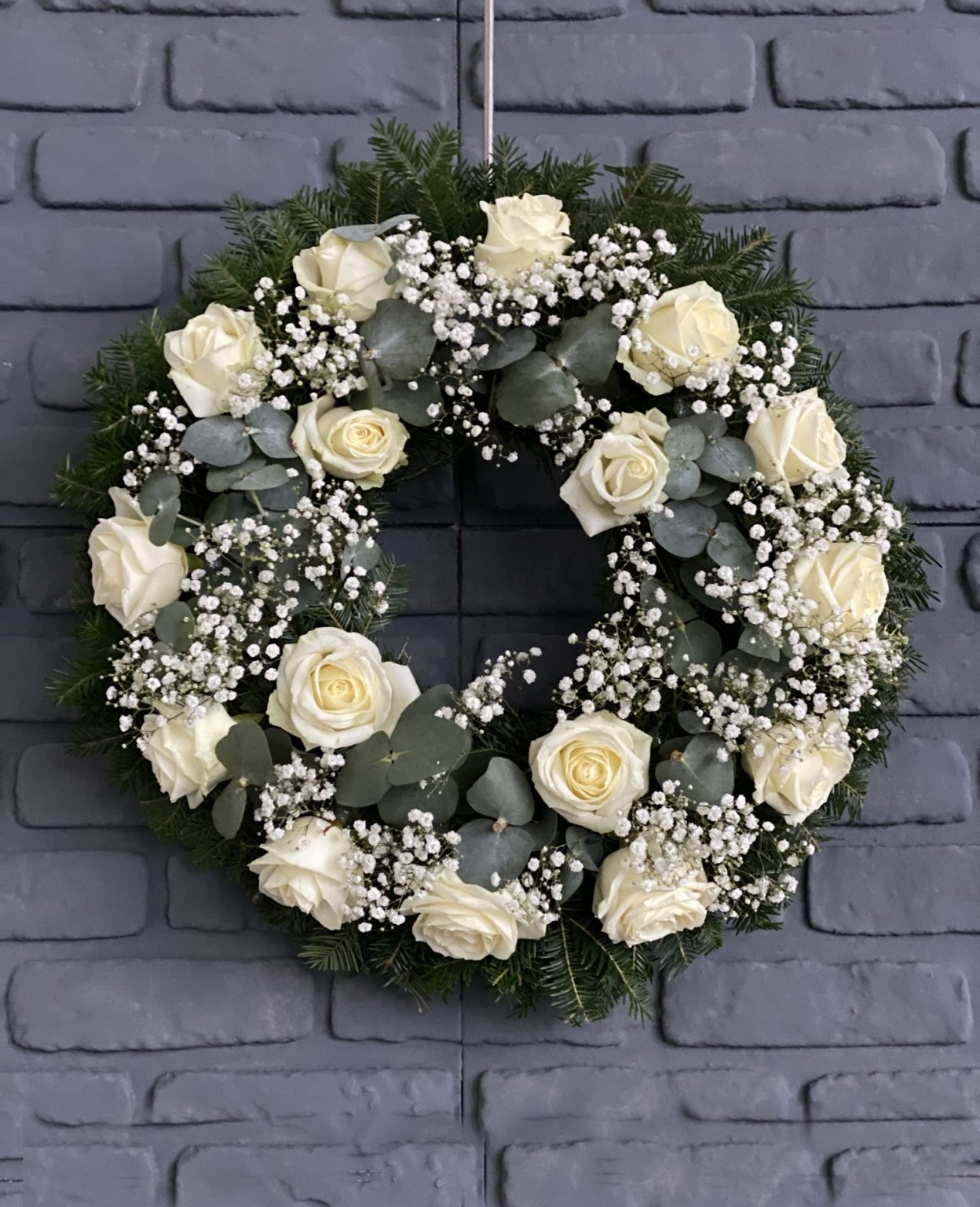Coronita funerara cu trandafiri albi