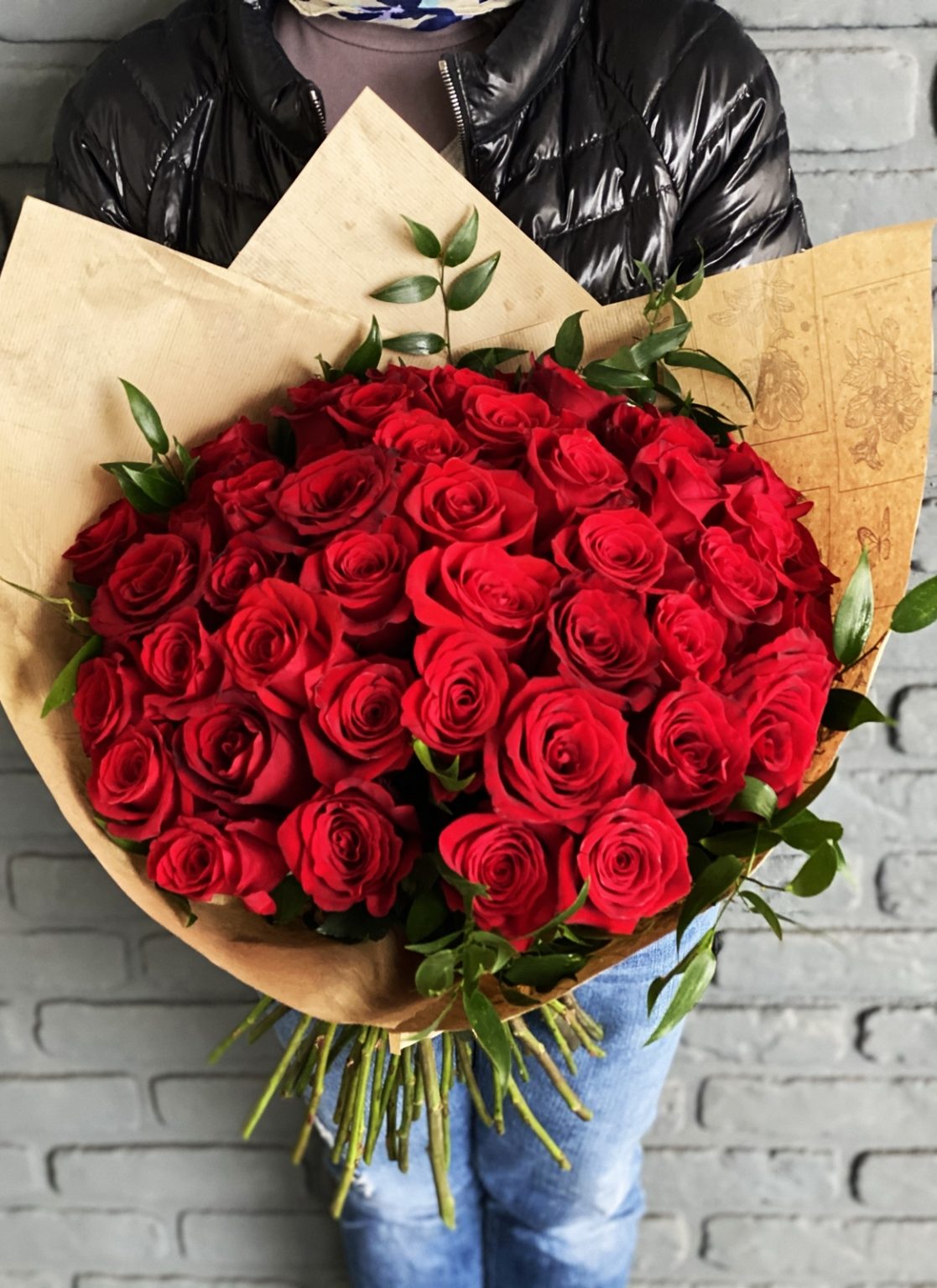 Buchet 41 trandafiri rosii