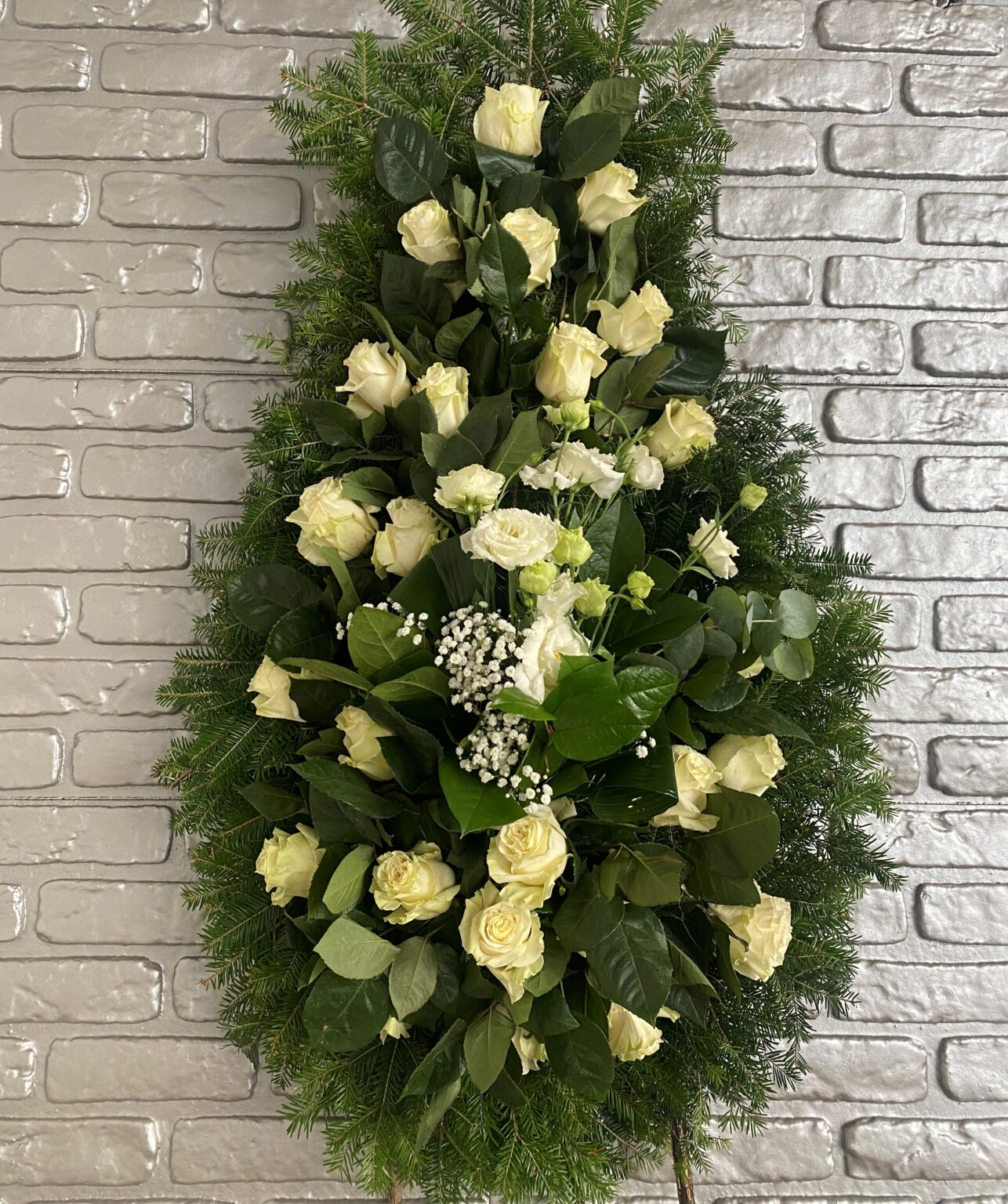 Coroana Funerara cu Trandafiri si Eustoma