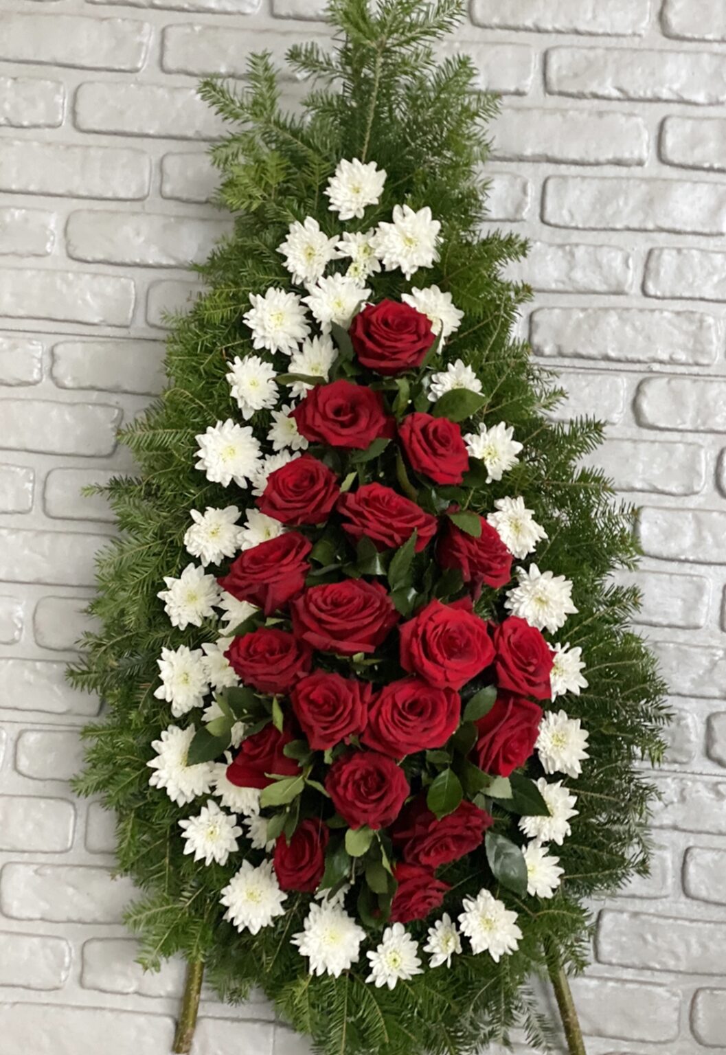 Coroana Funerara cu Trandafiri si Crizanteme