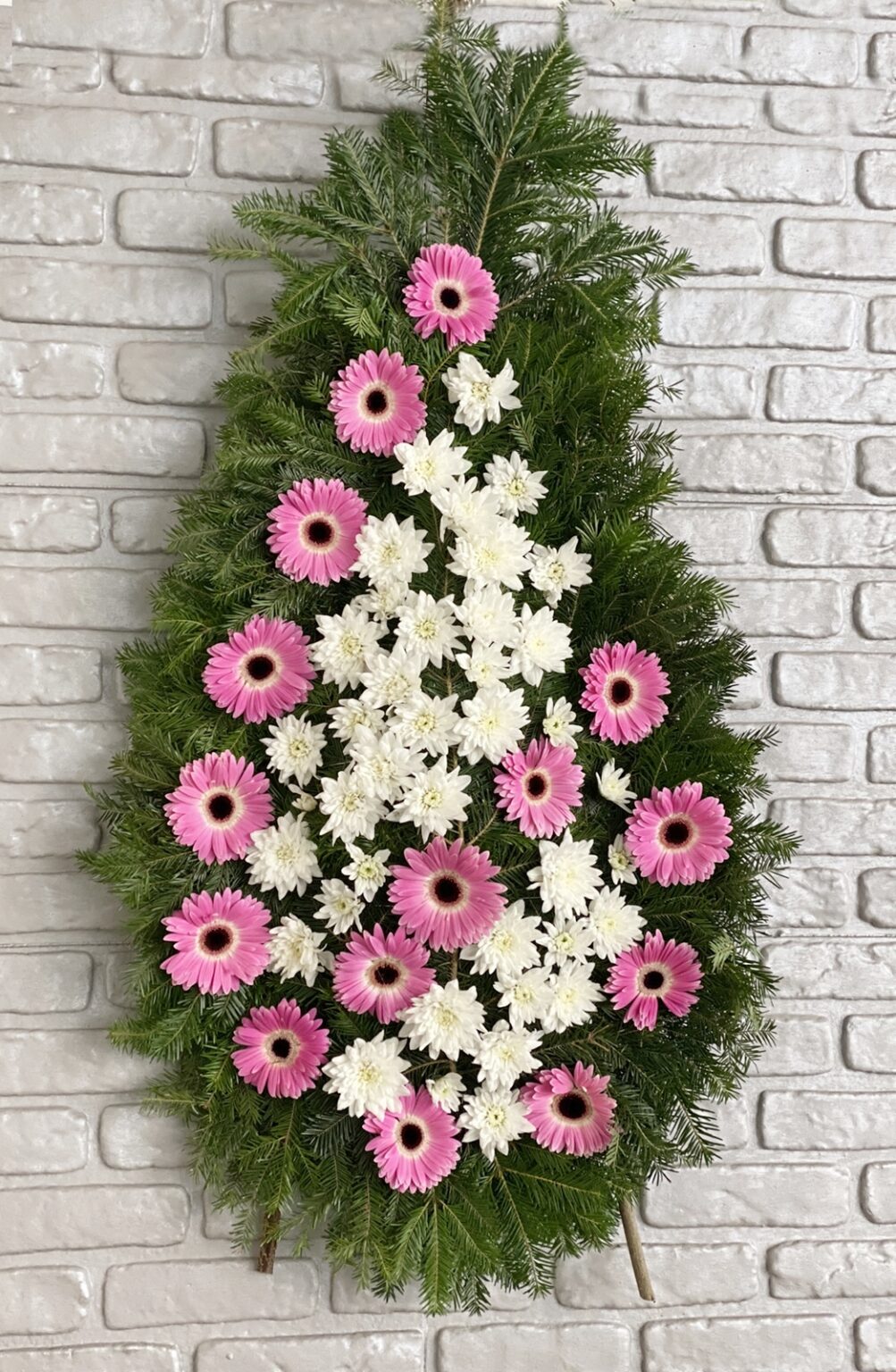 Coroana funerara cu crizanteme si gerbera