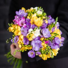 Buchet  Frezii multicolore