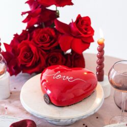 Tort Rouge in forma de inima