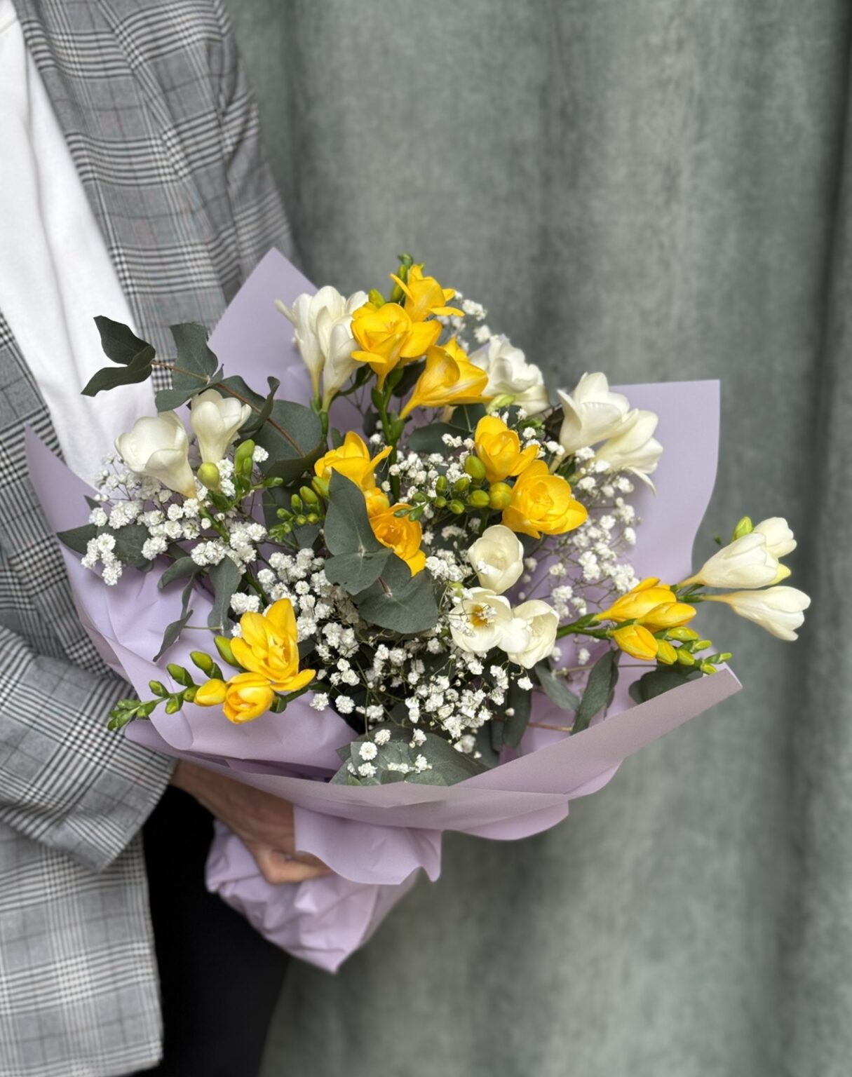 Buchet cu 15 frezii