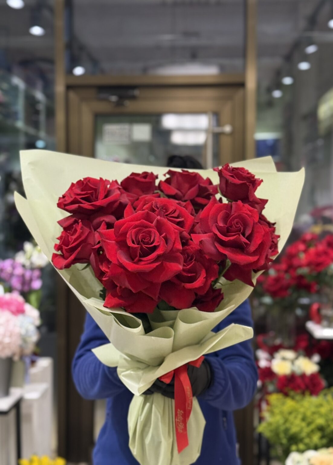 Buchet Simfonie in Rosu — imaginea 2