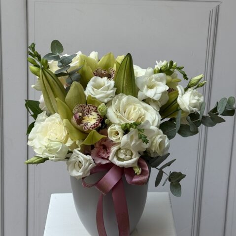 Aranjament cu crin imperial