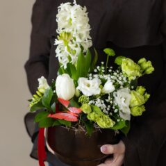 Aranjament Soapte  de Primavara