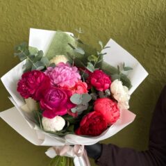 Buchet Parfum de bujori